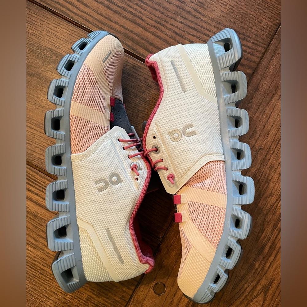 Women’s On Cloud Running Shoes